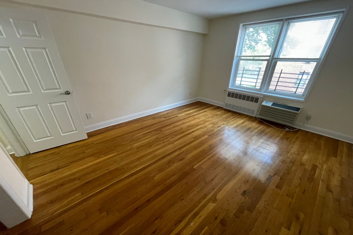 Apartment 150th Street  Queens, NY 11367, MLS-RD5396-13