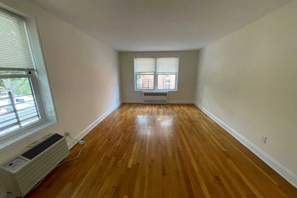 Apartment 150th Street  Queens, NY 11367, MLS-RD5396-16