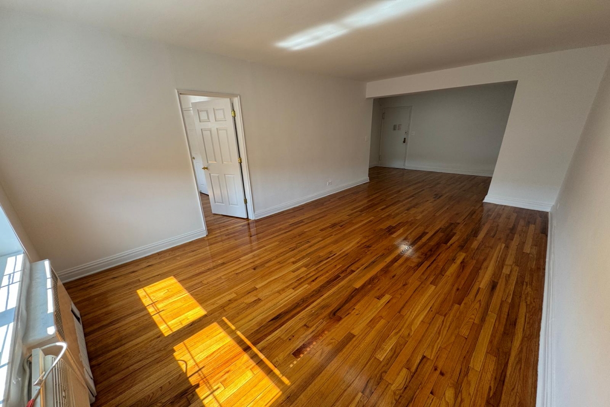 Apartment 67th Drive  Queens, NY 11375, MLS-RD5400-5