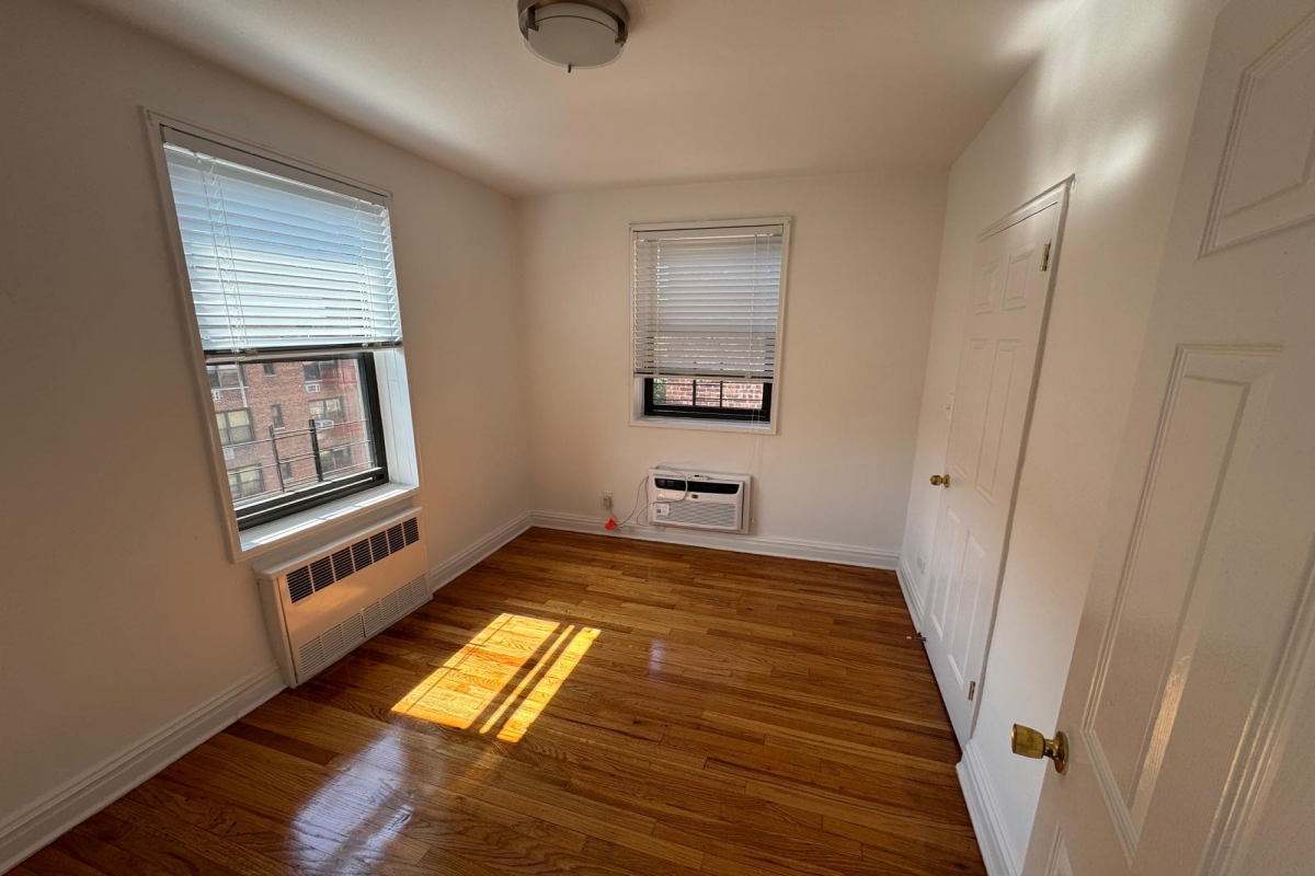 Apartment 67th Drive  Queens, NY 11375, MLS-RD5400-6