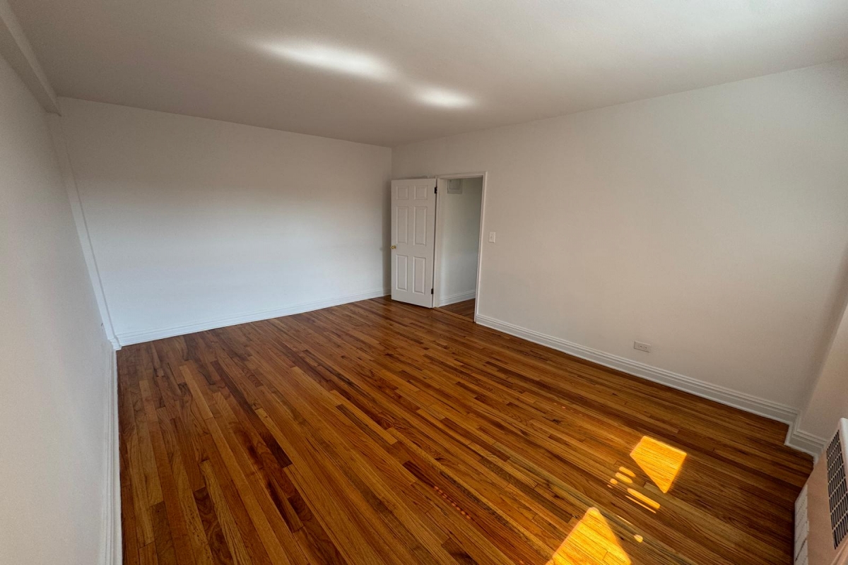 Apartment 67th Drive  Queens, NY 11375, MLS-RD5400-16