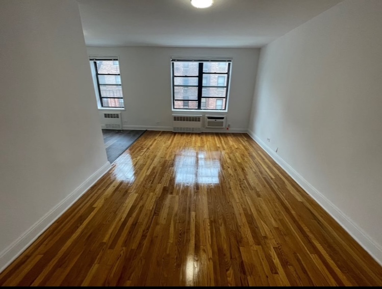 Apartment 67th Drive  Queens, NY 11375, MLS-RD5401-12