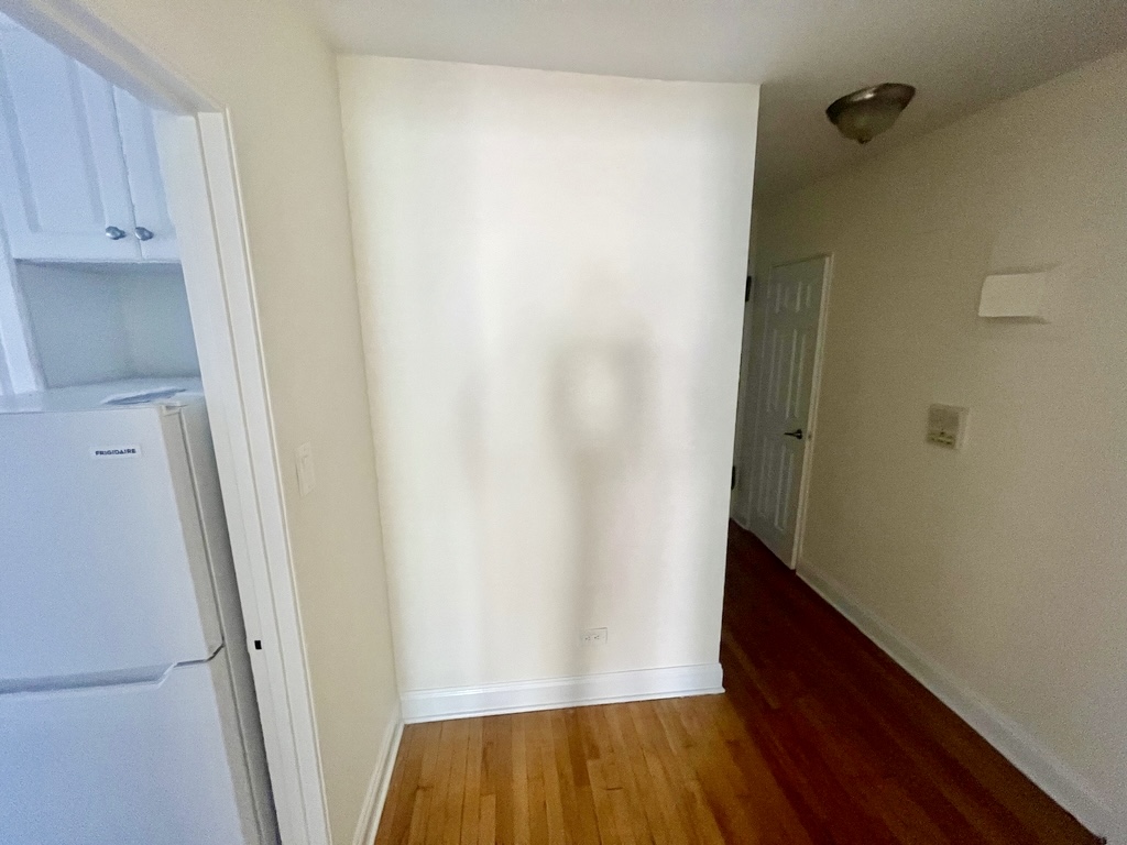 Apartment 77th Street  Queens, NY 11372, MLS-RD5403-10
