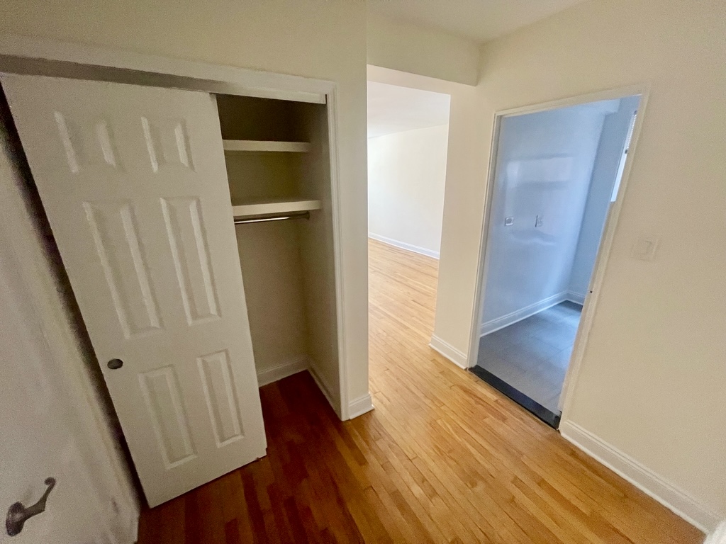 Apartment 77th Street  Queens, NY 11372, MLS-RD5403-13