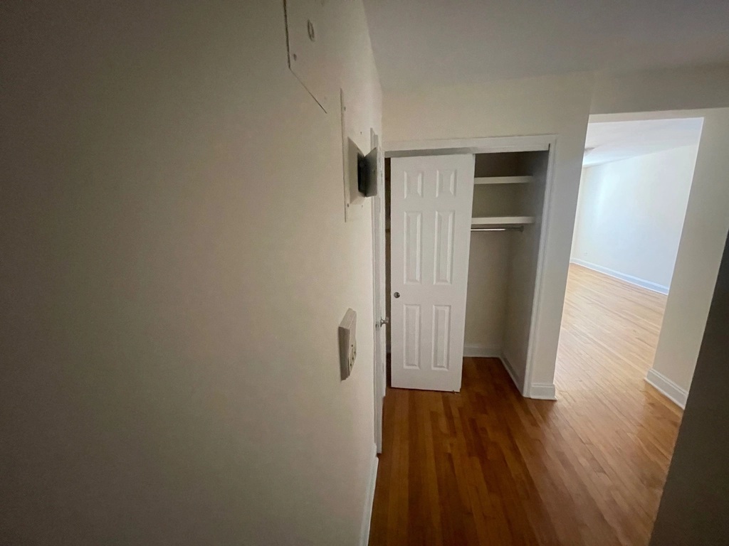 Apartment 77th Street  Queens, NY 11372, MLS-RD5405-13