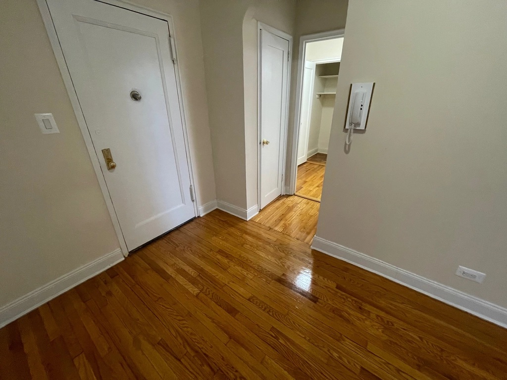 Apartment 63rd Drive  Queens, NY 11374, MLS-RD5406-10