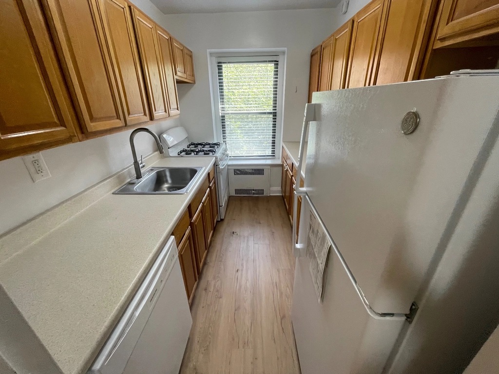 Apartment 63rd Drive  Queens, NY 11374, MLS-RD5407-3