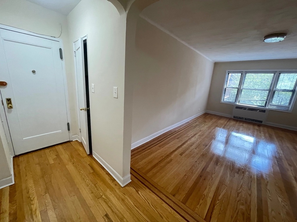 Apartment 63rd Drive  Queens, NY 11374, MLS-RD5407-6