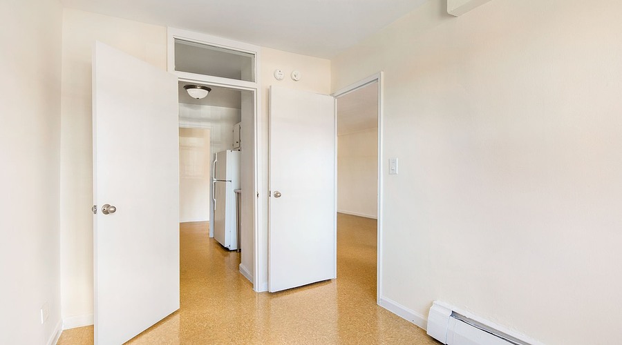 Apartment 57th Avenue  Queens, NY 11368, MLS-RD5409-8