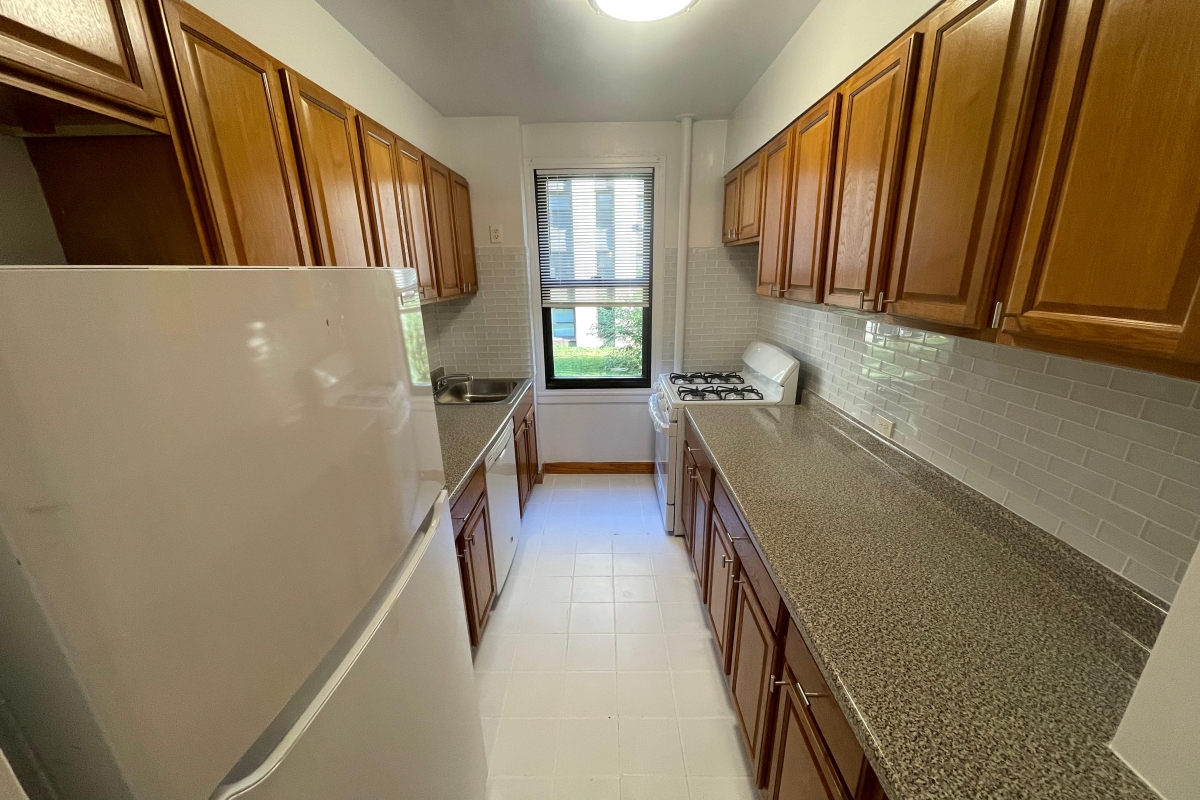 Apartment 63rd Drive  Queens, NY 11374, MLS-RD5413-2