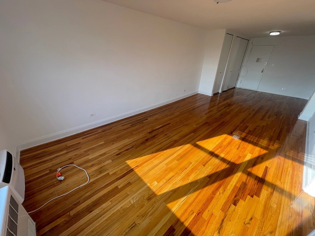 Apartment 102nd Street  Queens, NY 11375, MLS-RD5421-11