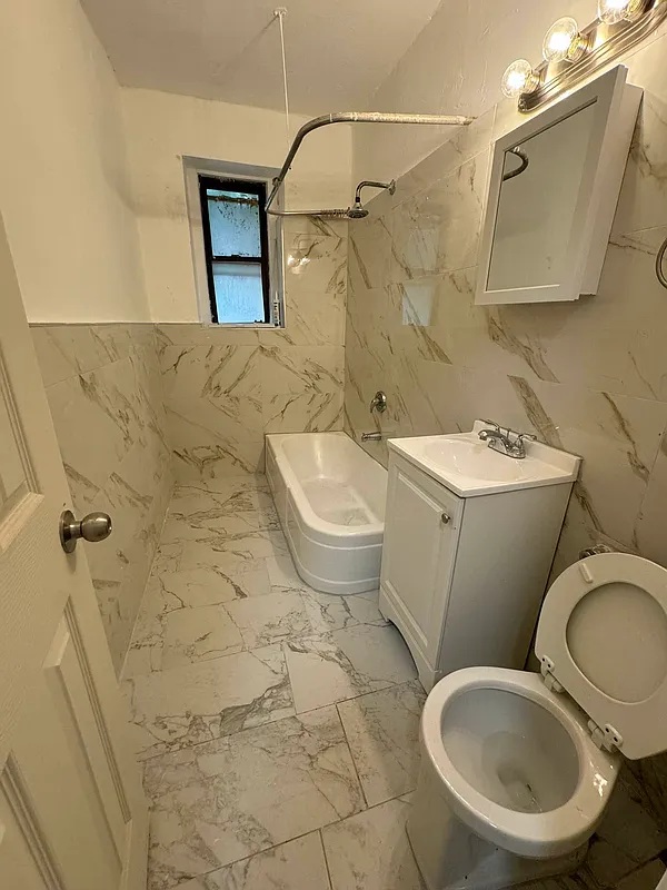 Apartment Ithaca Street  Queens, NY 11373, MLS-RD5429-10