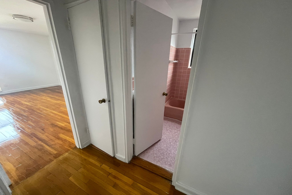Apartment 79th Avenue  Queens, NY 11367, MLS-RD5430-16