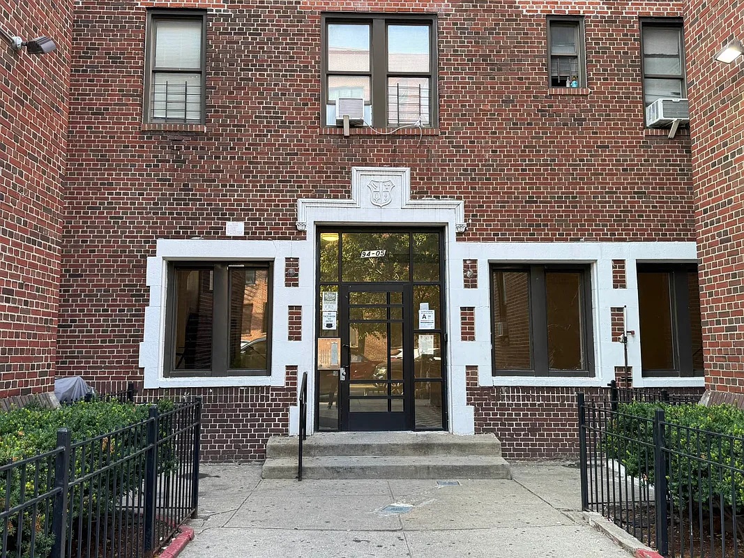 Apartment 35th Avenue  Queens, NY 11372, MLS-RD5431-13
