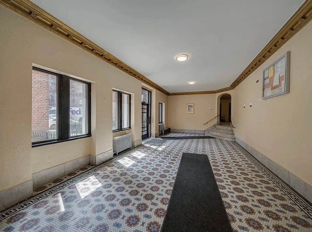 Apartment 35th Avenue  Queens, NY 11372, MLS-RD5431-16