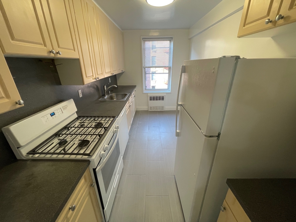 Apartment 150th Street  Queens, NY 11367, MLS-RD5436-3