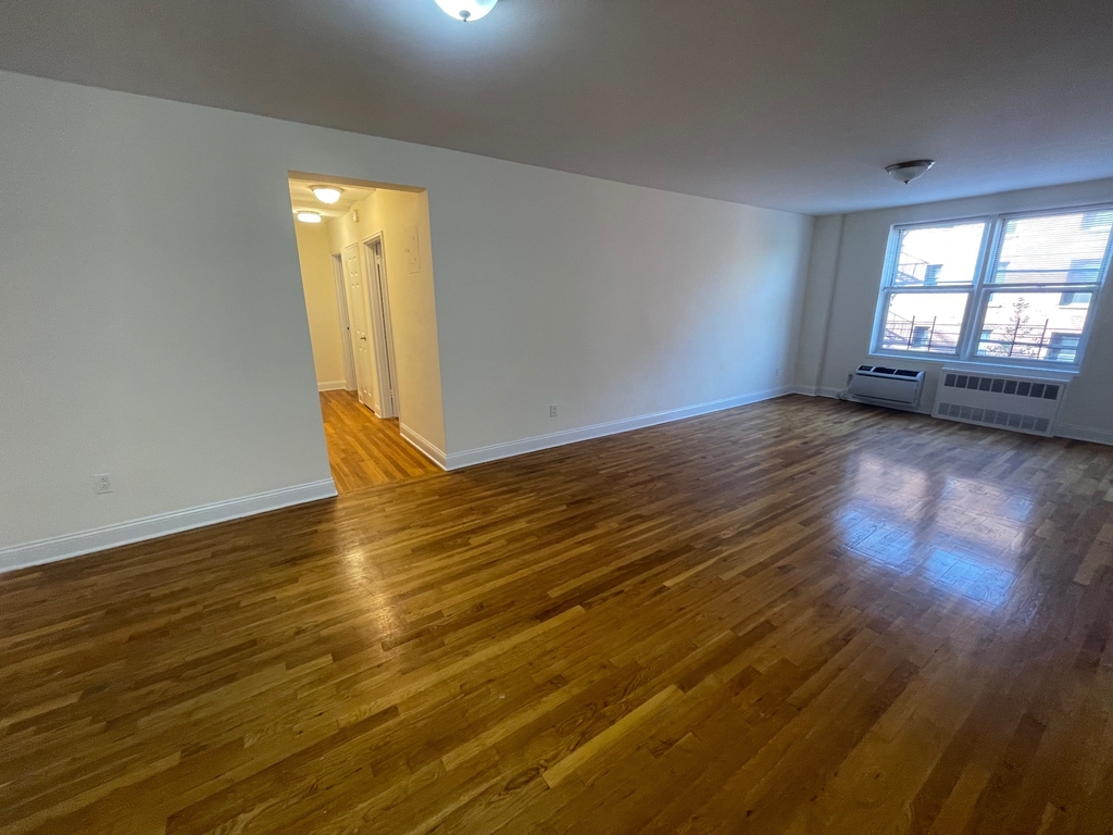 Apartment 150th Street  Queens, NY 11367, MLS-RD5436-9
