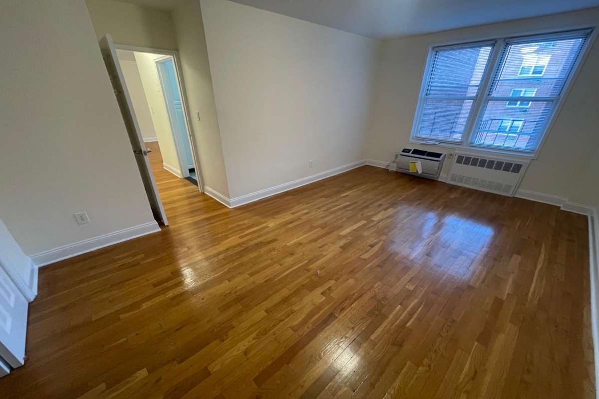 Apartment 150th Street  Queens, NY 11367, MLS-RD5437-22