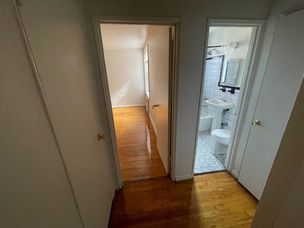 Apartment Vietor Avenue Queens, NY 11373, MLS-RD5439-8