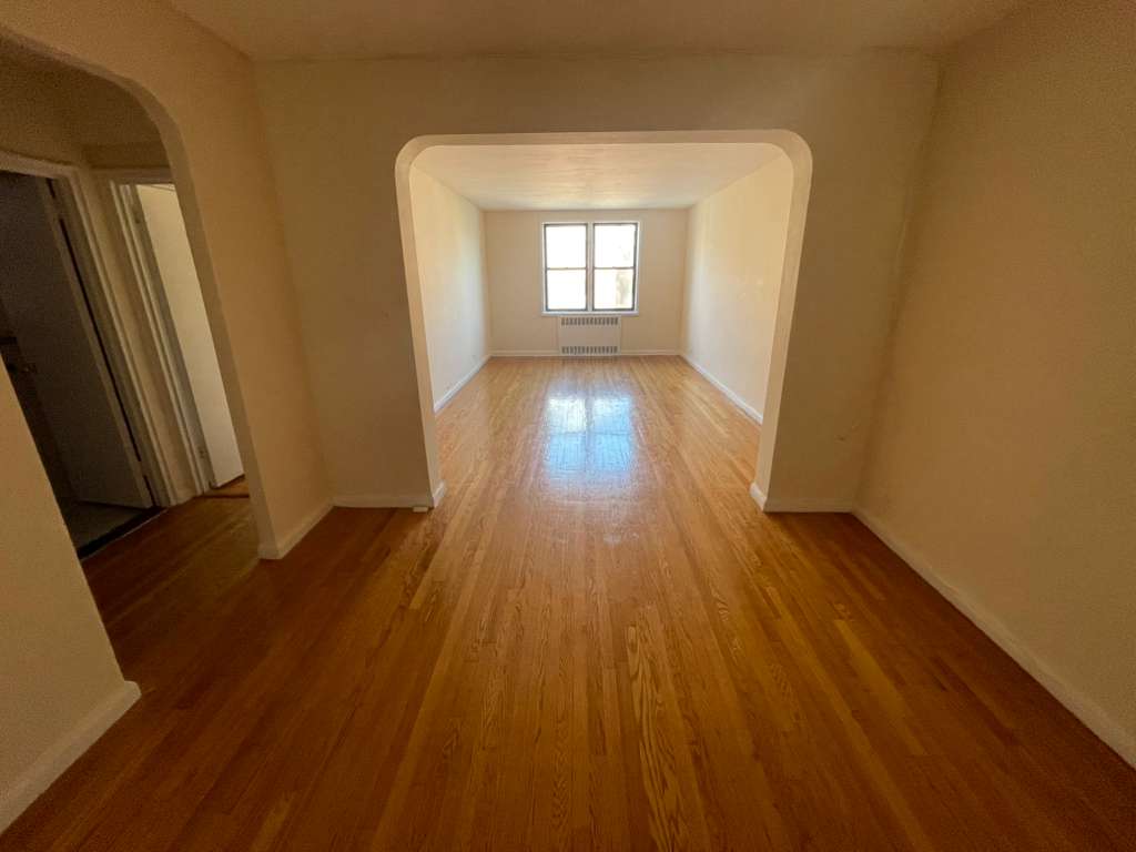 Apartment Wetherole Street Queens, NY 11374, MLS-RD5440-9