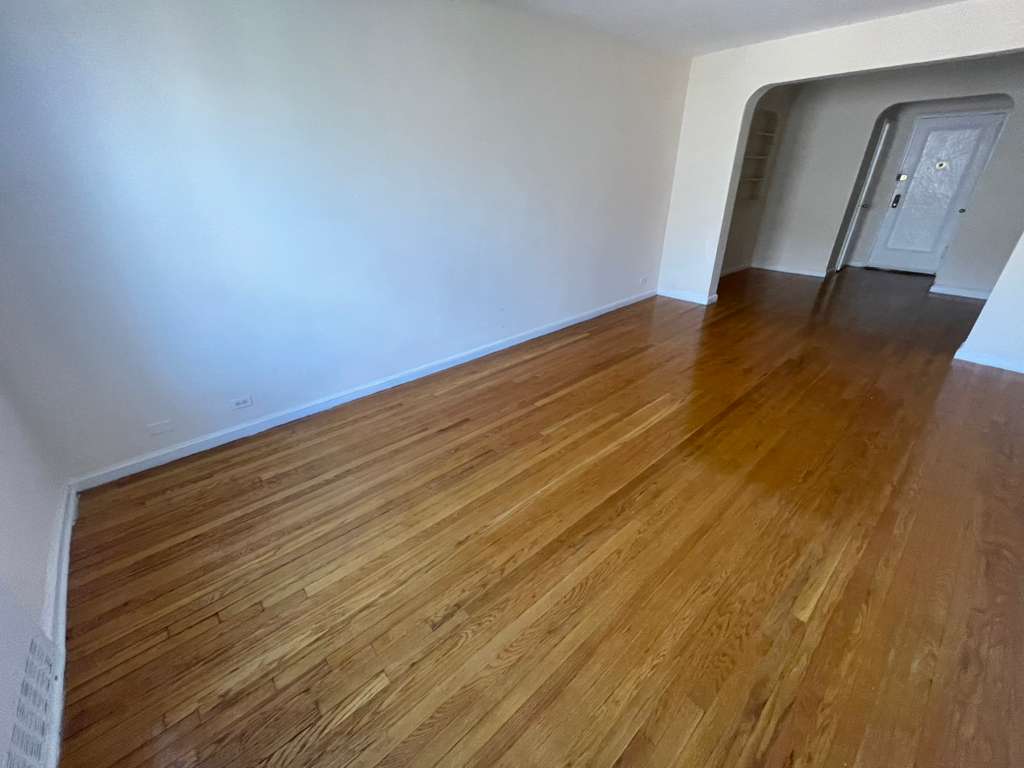 Apartment Wetherole Street Queens, NY 11374, MLS-RD5440-15