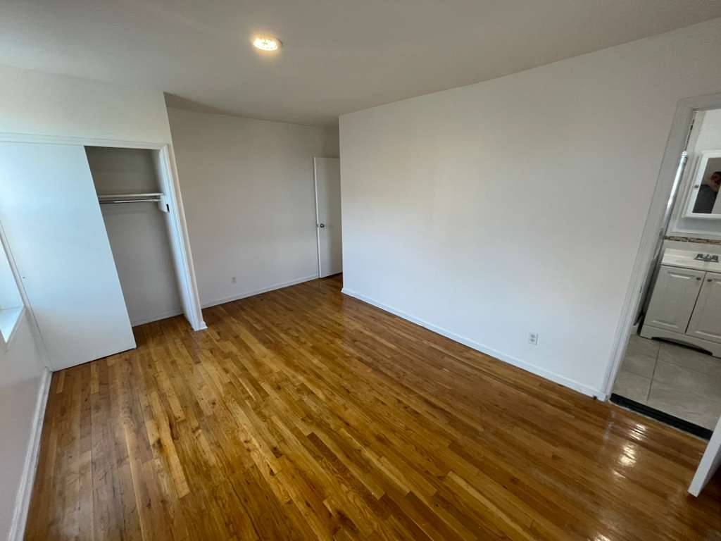 Apartment 108th Street Queens, NY 11375, MLS-RD5441-17