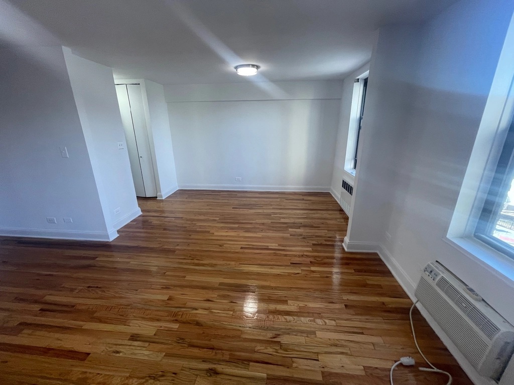 Apartment 102nd Street  Queens, NY 11375, MLS-RD5442-14