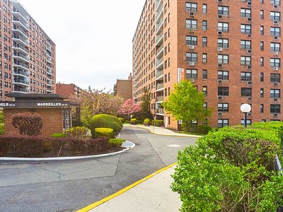 Apartment 67th Avenue  Queens, NY 11374, MLS-RD5445-10