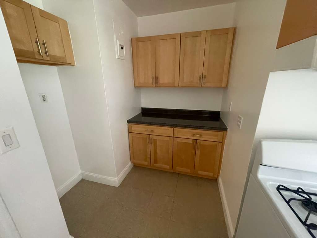 Apartment 102nd Street  Queens, NY 11374, MLS-RD5449-3