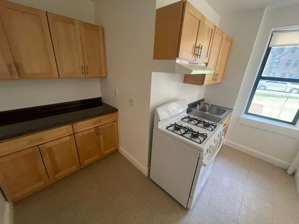 Apartment 102nd Street  Queens, NY 11374, MLS-RD5449-2