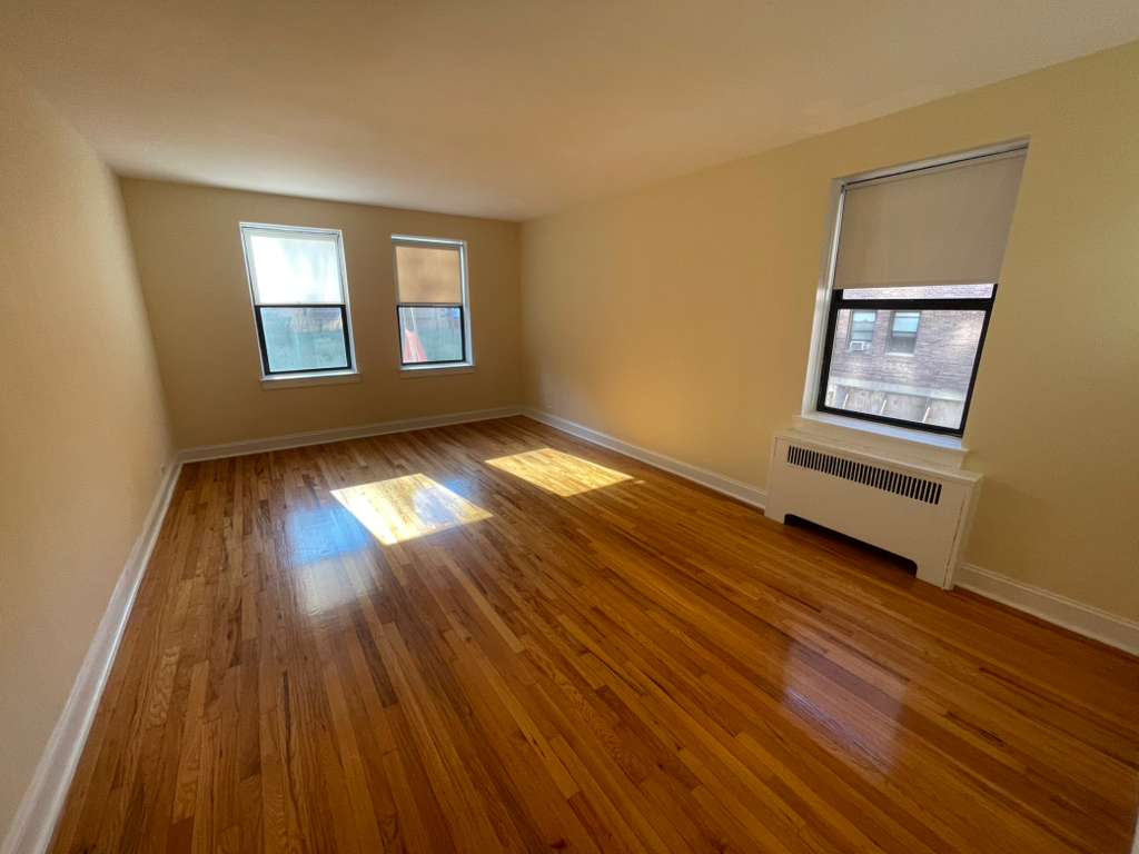 Apartment 102nd Street  Queens, NY 11374, MLS-RD5449-9