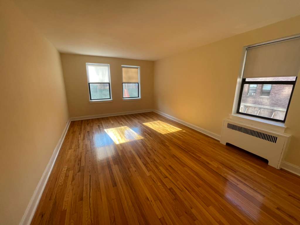 Apartment 102nd Street  Queens, NY 11374, MLS-RD5449-14