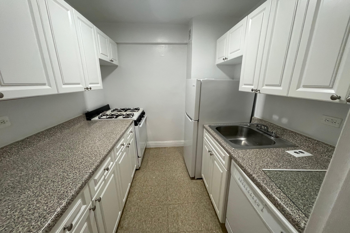 Apartment 102nd Street  Queens, NY 11375, MLS-RD5451-6
