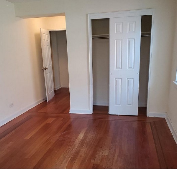 Apartment Crescent Street   Queens, NY 11106, MLS-RD5458-5