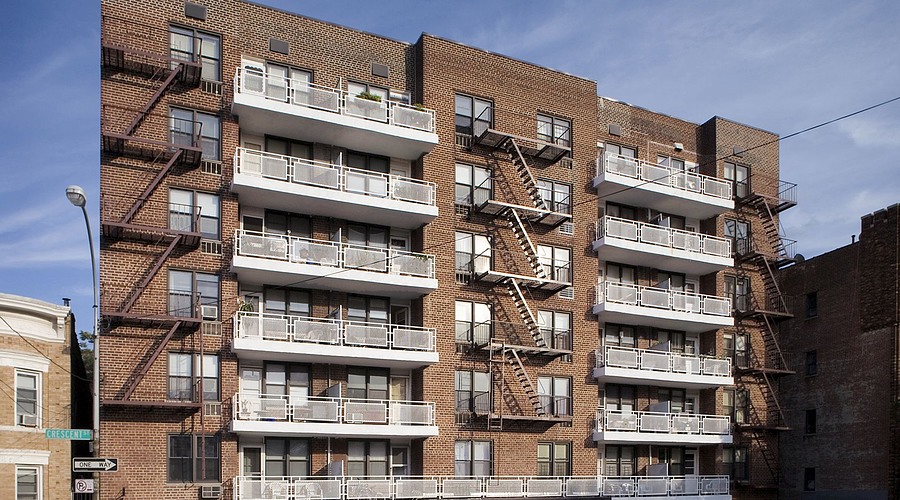 Apartment Crescent Street   Queens, NY 11106, MLS-RD5458-15