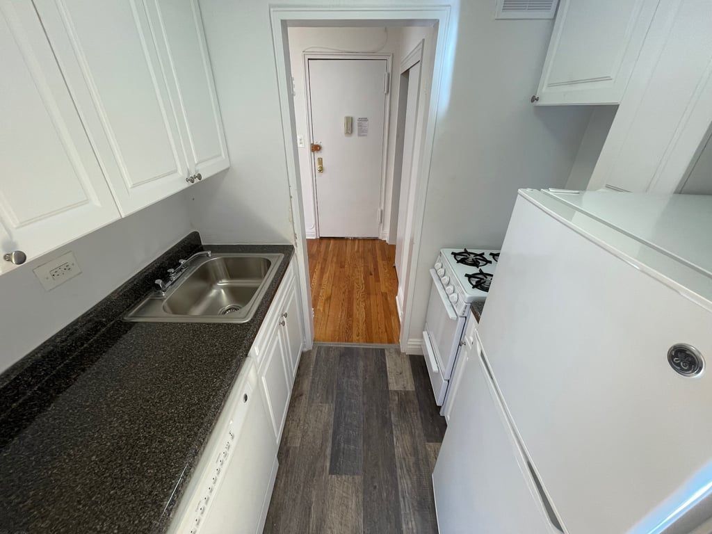 Apartment 67th Drive  Queens, NY 11375, MLS-RD5462-3