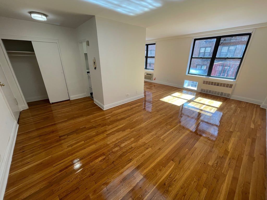 Apartment 67th Drive  Queens, NY 11375, MLS-RD5462-7