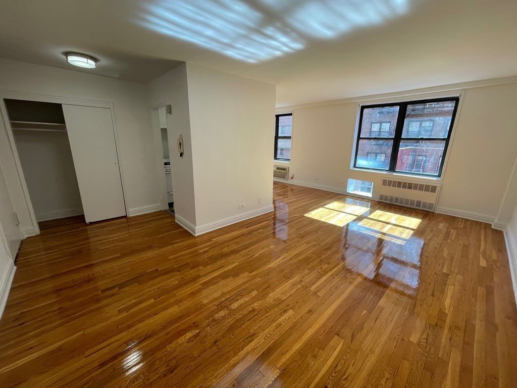 Apartment 67th Drive  Queens, NY 11375, MLS-RD5462-9