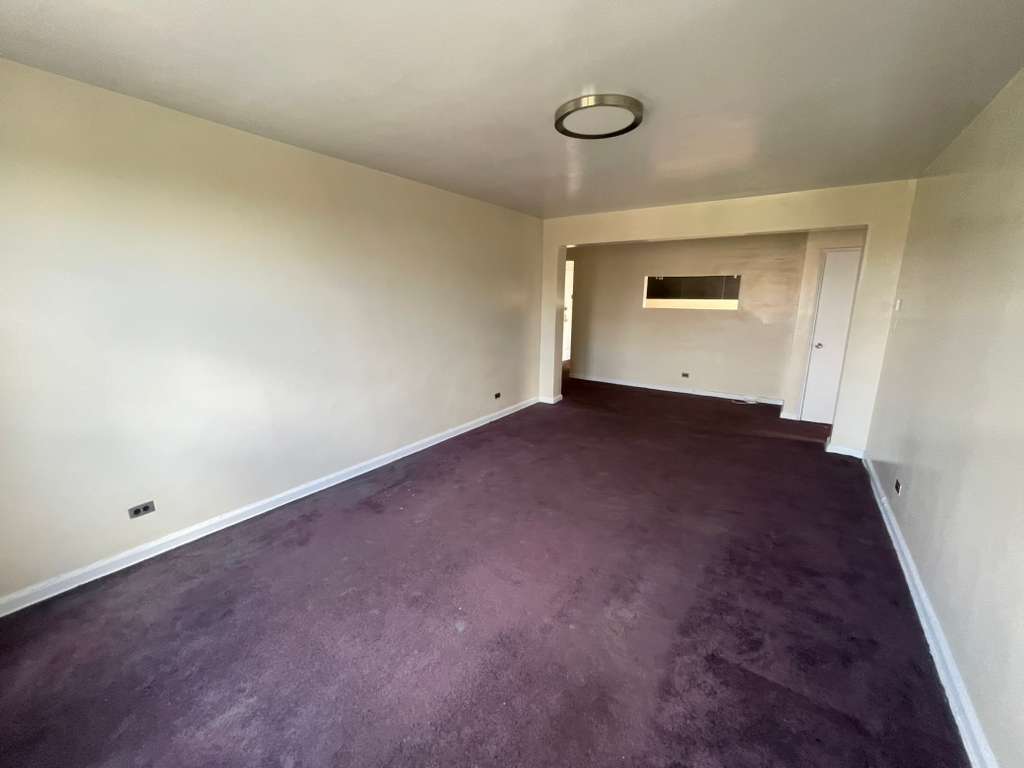 Apartment Daniels Street  Queens, NY 11435, MLS-RD5463-9