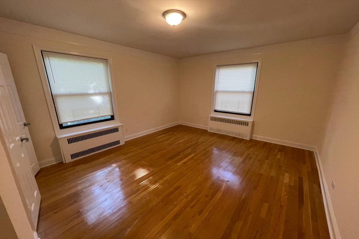 Apartment Highland Avenue Queens, NY 11432, MLS-RD5464-12
