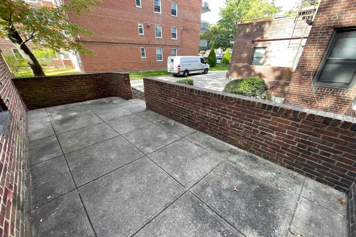 Apartment Highland Avenue Queens, NY 11432, MLS-RD5464-19