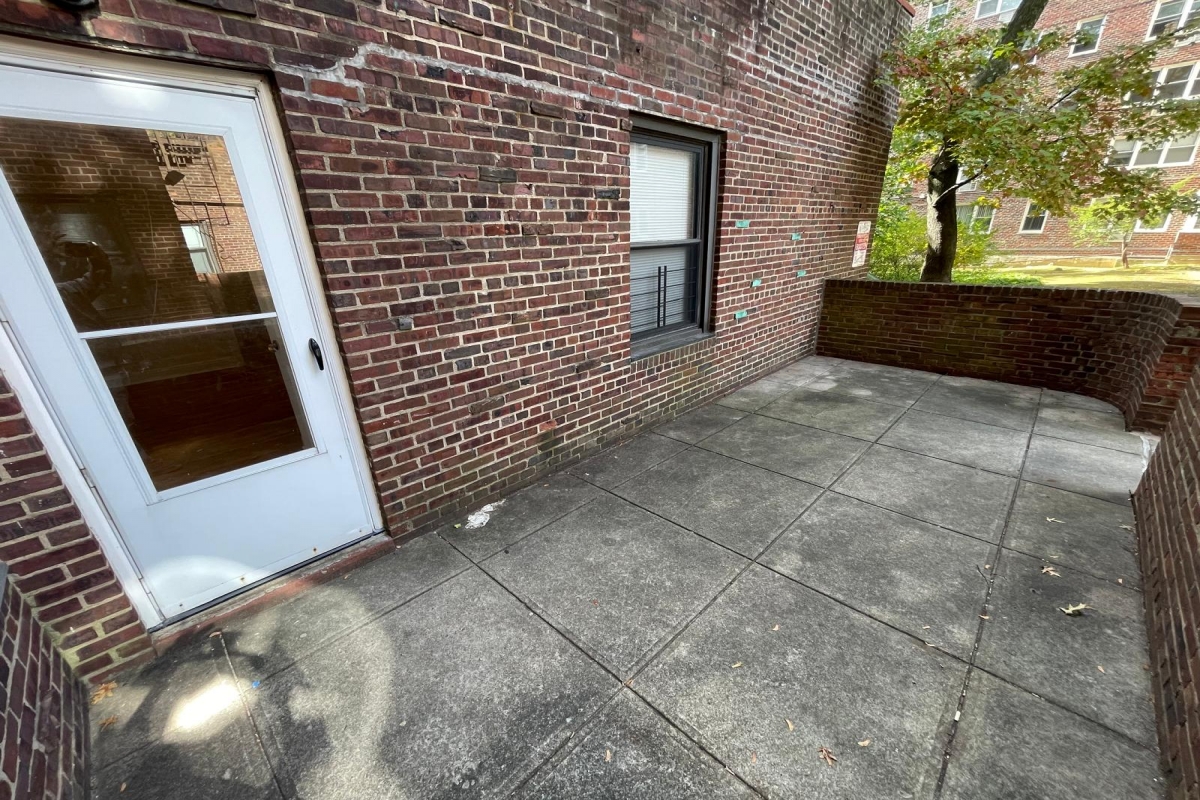 Apartment Highland Avenue  Queens, NY 11432, MLS-RD5464-20