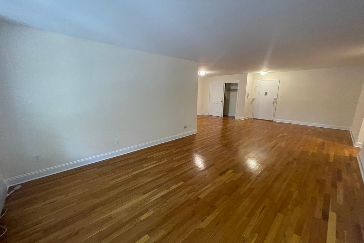 Apartment 150th Street Queens, NY 11367, MLS-RD5465-10