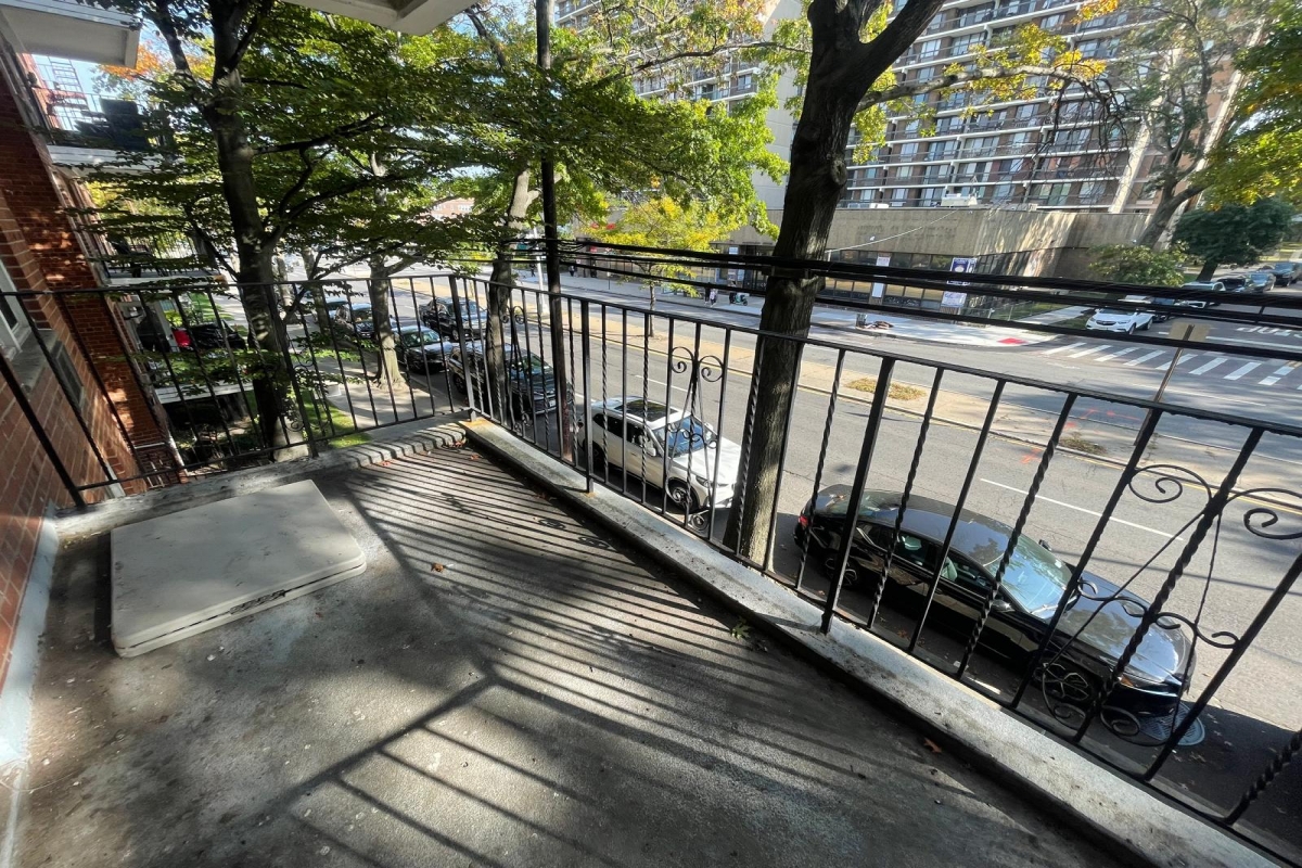 Apartment 150th Street Queens, NY 11367, MLS-RD5465-11