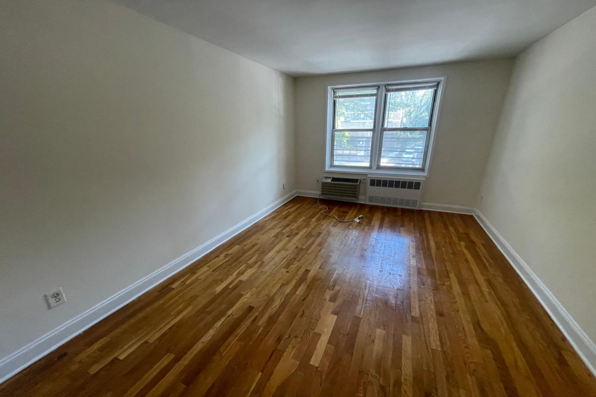 Apartment 150th Street Queens, NY 11367, MLS-RD5465-15