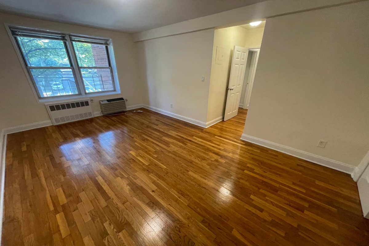 Apartment 150th Street Queens, NY 11367, MLS-RD5465-19