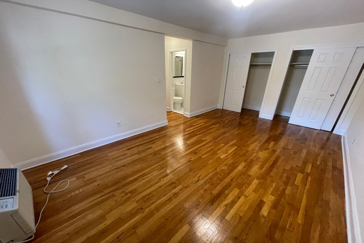 Apartment 150th Street  Queens, NY 11367, MLS-RD5465-20