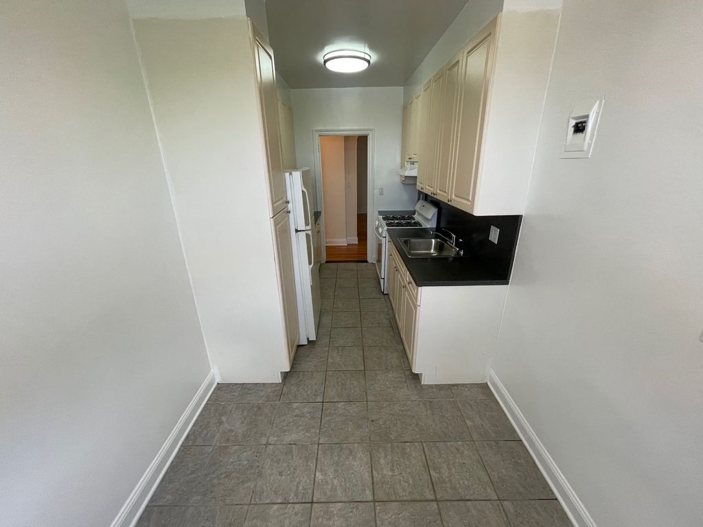 Highland Avenue  Queens, NY 11432, MLS-RD5466-3
