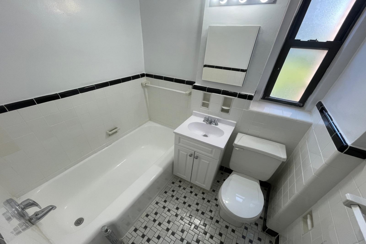 Apartment 112th Street  Queens, NY 11375, MLS-RD5468-15