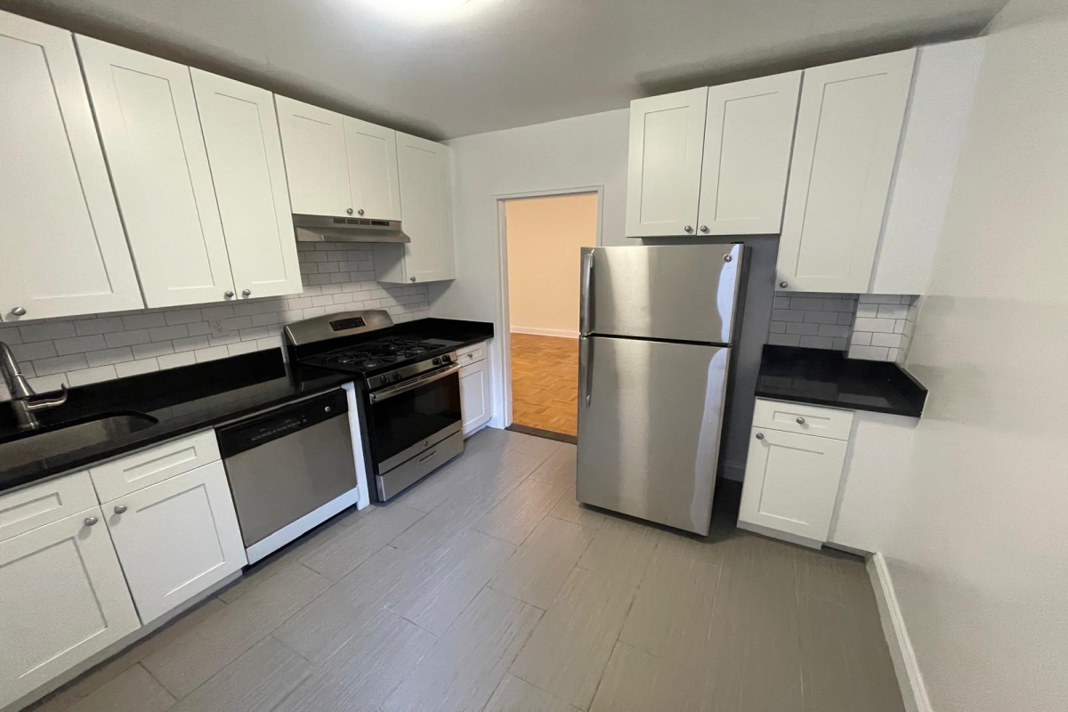 Apartment 150th Street  Queens, NY 11367, MLS-RD5469-2